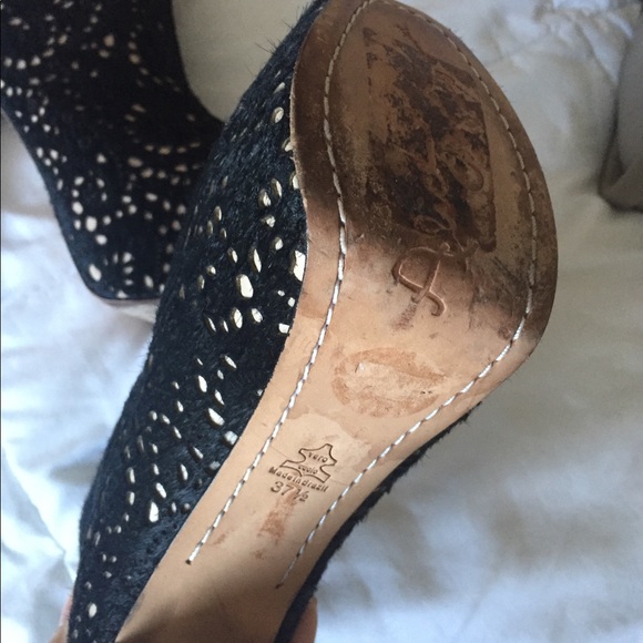 Alice + Olivia booties Sz. 37.5 - Picture 8 of 8